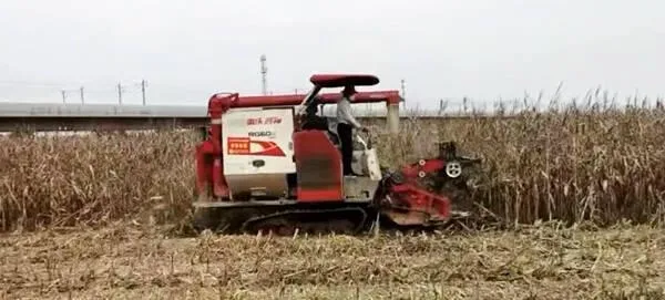 多雨之秋農機人各顯神通 盡最大可能確保“三秋”農機化生產